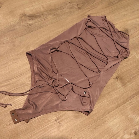 Lulus Open Back Bodysuit - Picture 3 of 7